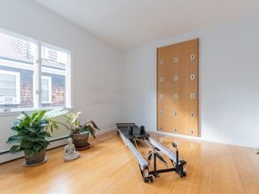 382 Huron Ave, Cambridge MA 02138