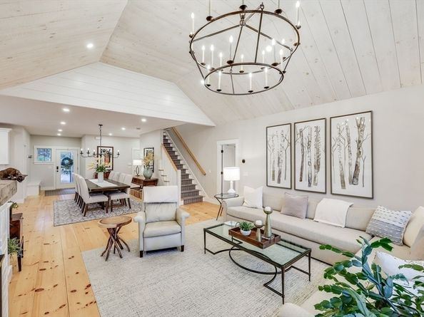 22 Hickorywood, Plymouth MA 02360