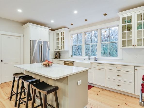 22 Hickorywood, Plymouth MA 02360