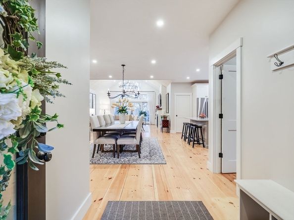 22 Hickorywood, Plymouth MA 02360