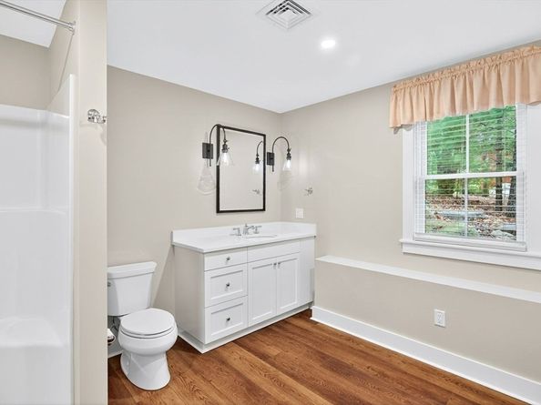 22 Hickorywood, Plymouth MA 02360