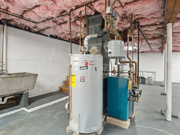 19 Cedar St, Beverly MA 01915