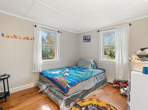 19 Cedar St, Beverly MA 01915