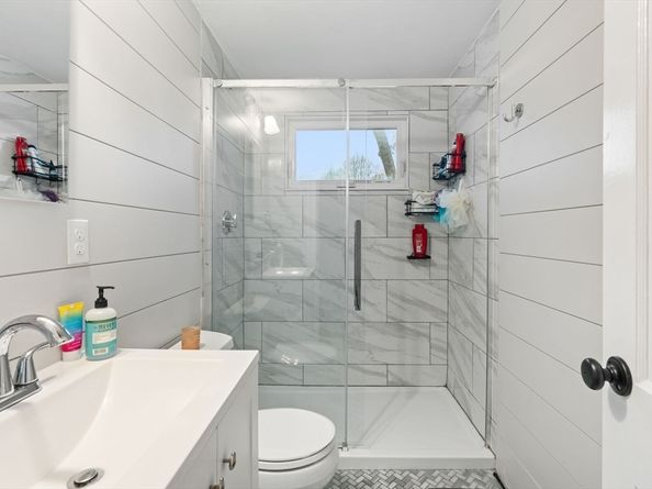 19 Cedar St, Beverly MA 01915