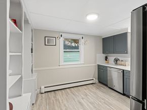 19 Cedar St, Beverly MA 01915