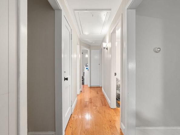 19 Cedar St, Beverly MA 01915