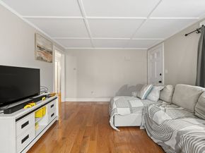 19 Cedar St, Beverly MA 01915