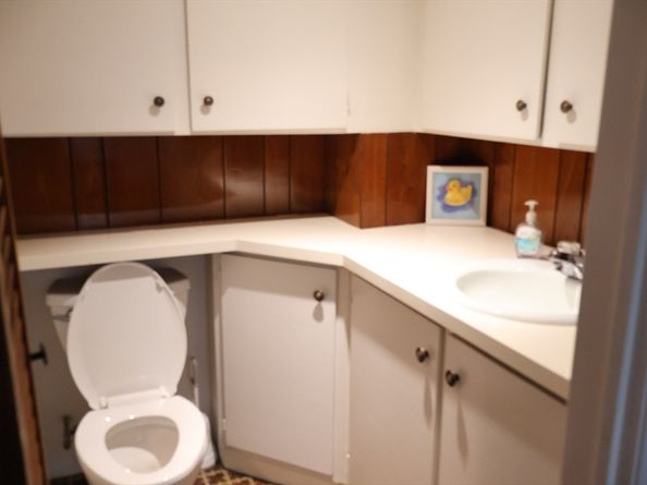 10-12 Fairview Ave, Swampscott MA 01907