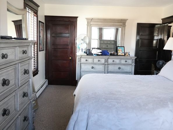 10-12 Fairview Ave, Swampscott MA 01907