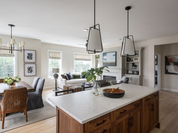 22 Hickory Bend Way 231, Plymouth MA 02360