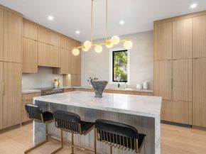 180 Hunnewell 180, Newton MA 02458