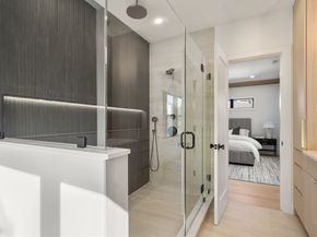 180 Hunnewell 180, Newton MA 02458