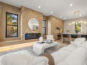 180 Hunnewell 180, Newton MA 02458