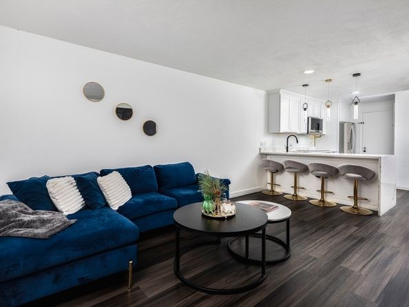 1100 Governors Dr 6, Winthrop MA 02152