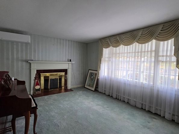 97 Liberty St, Braintree MA 02184