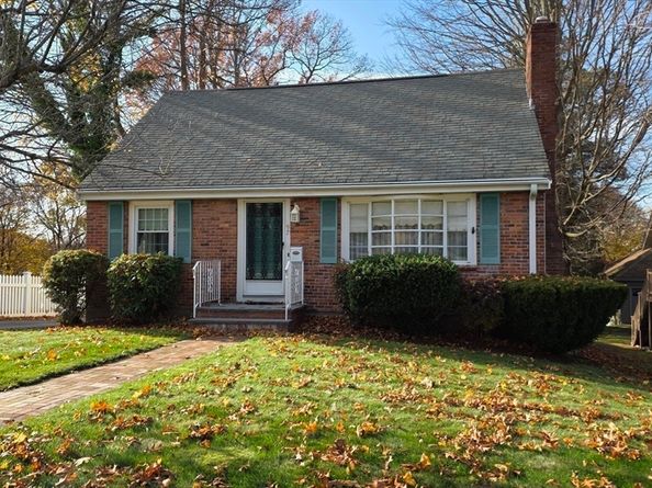 97 Liberty St, Braintree MA 02184