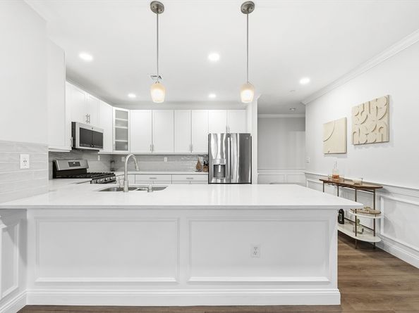 320 Middlesex Ave A207, Medford MA 02155