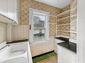 29 Ford, Lynn MA 01902