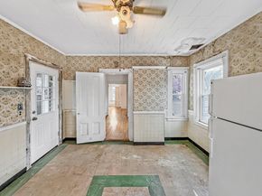 29 Ford, Lynn MA 01902