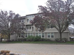 2 Harvest Drive 209, North Andover MA 01845