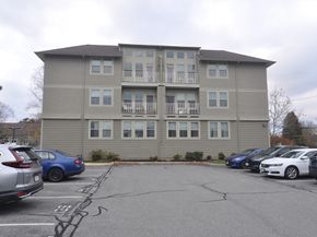 2 Harvest Drive 209, North Andover MA 01845