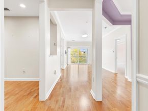 107 Clocktower Dr 3302, Waltham MA 02452