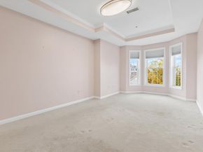 107 Clocktower Dr 3302, Waltham MA 02452