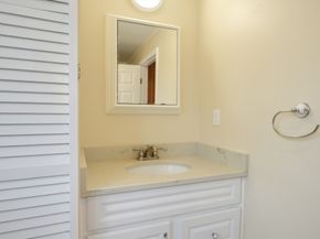 5 Hayes Street 5, Maynard MA 01754