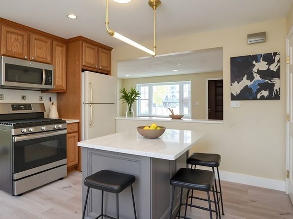 5 Hayes Street 5, Maynard MA 01754