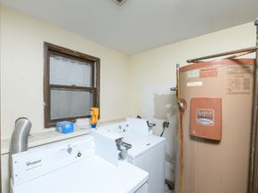 537 Main St, Sturbridge MA 01518