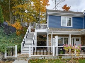 17 School C, Hudson MA 01749