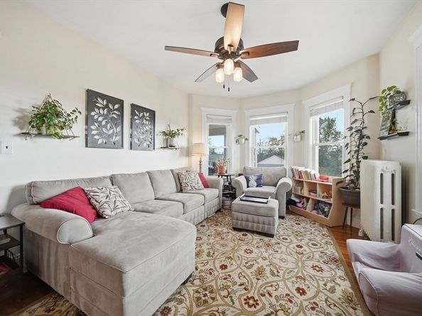 28 Pearl Ave 3, Winthrop MA 02152