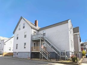 119 Pleasant St, Gloucester MA 01930