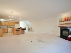 71 Belgian Way 71, Fitchburg MA 01420