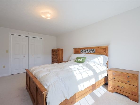 71 Belgian Way 71, Fitchburg MA 01420