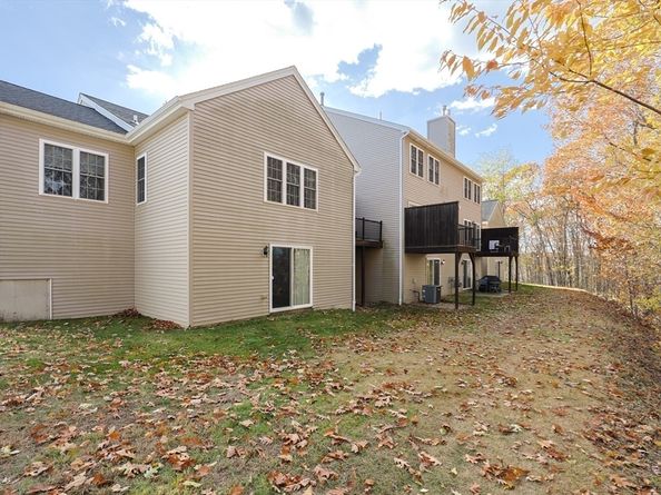 71 Belgian Way 71, Fitchburg MA 01420