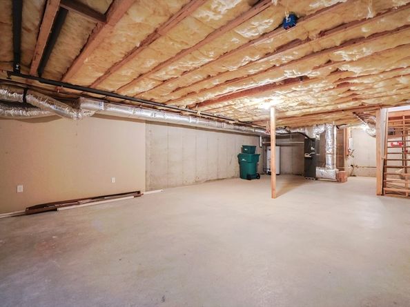 71 Belgian Way 71, Fitchburg MA 01420