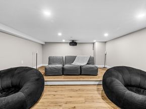 24 Selkirk 244, Boston MA 02135