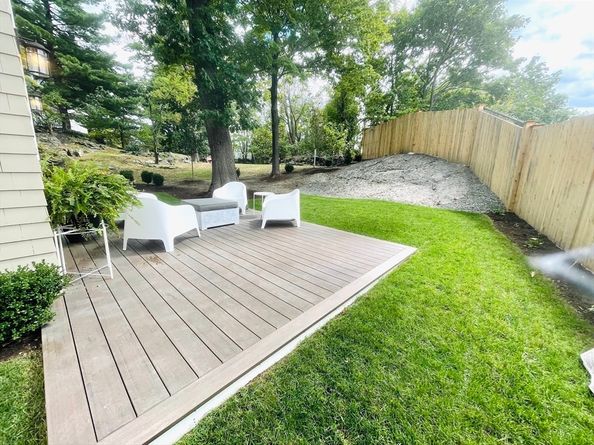 24 Selkirk 244, Boston MA 02135