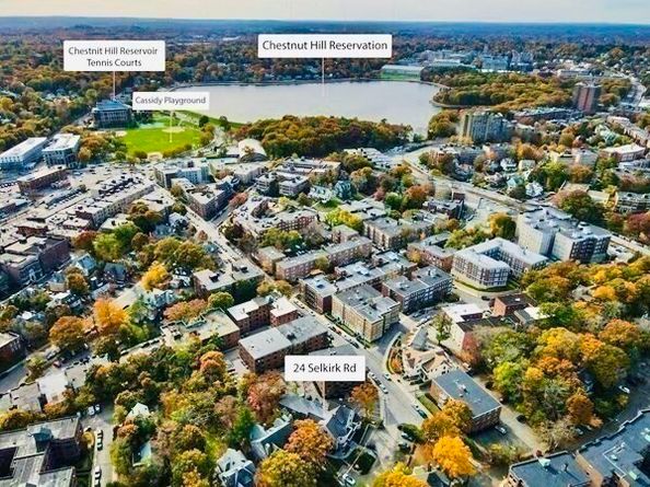 24 Selkirk 244, Boston MA 02135