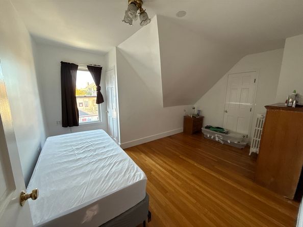 10 Stone Ave, Somerville MA 02143