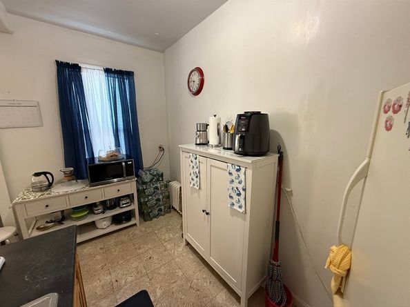 10 Stone Ave, Somerville MA 02143