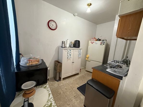 10 Stone Ave, Somerville MA 02143