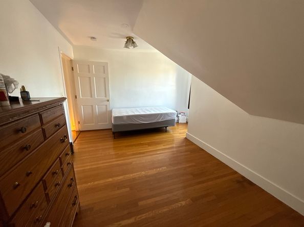 10 Stone Ave, Somerville MA 02143