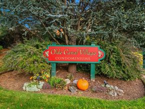 20 Nature View Dr 20, Uxbridge MA 01569