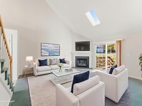 20 Nature View Dr 20, Uxbridge MA 01569