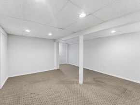 20 Nature View Dr 20, Uxbridge MA 01569