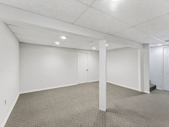 20 Nature View Dr 20, Uxbridge MA 01569