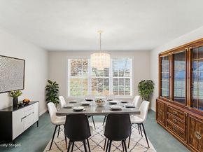 20 Nature View Dr 20, Uxbridge MA 01569