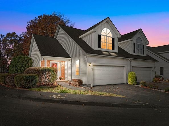 20 Nature View Dr 20, Uxbridge MA 01569